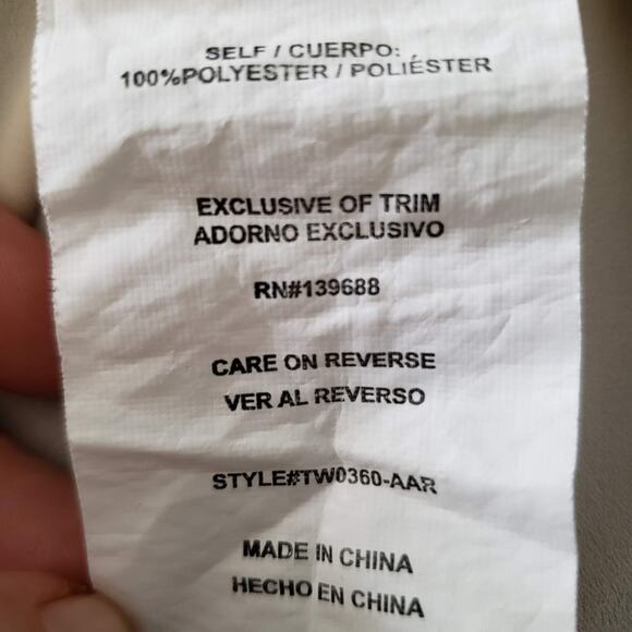 Taylor & Sage Crocheted Button Down - L - Picture 6 of 6